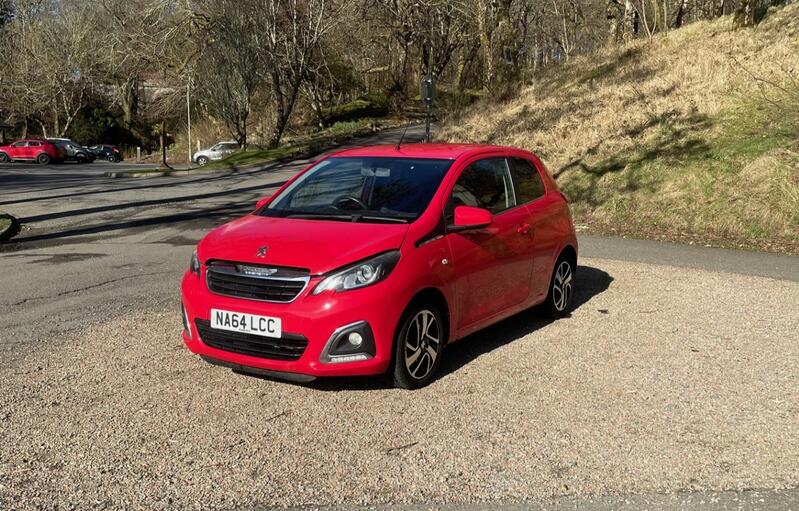 PEUGEOT 108 1.2 VTi PureTech Allure