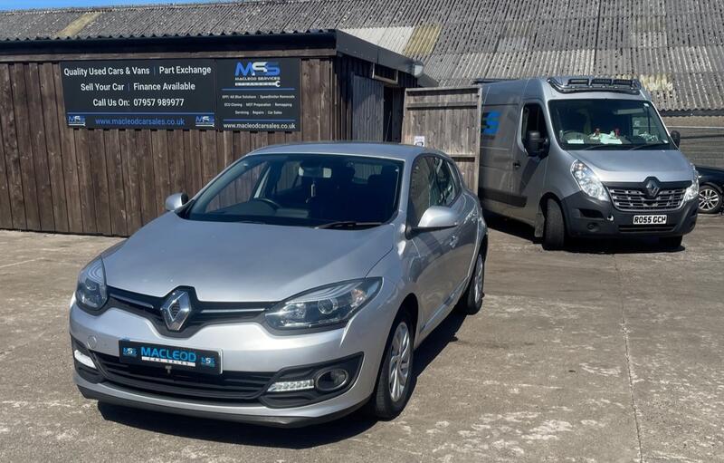 RENAULT MEGANE 1.5 Dynamique TomTom Energy dCi 110 Stop & Start