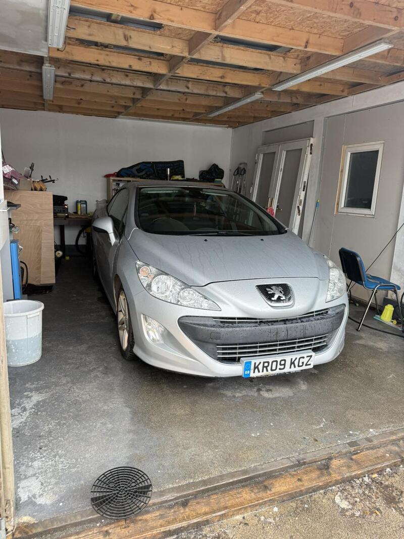 PEUGEOT 308 2.0 HDi SE
